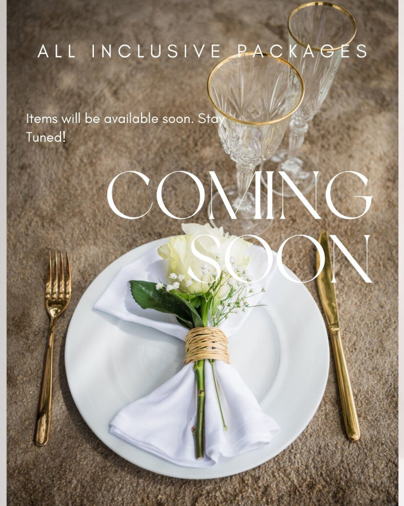 Dinner set up in a Mykonos wedding all inclusive package